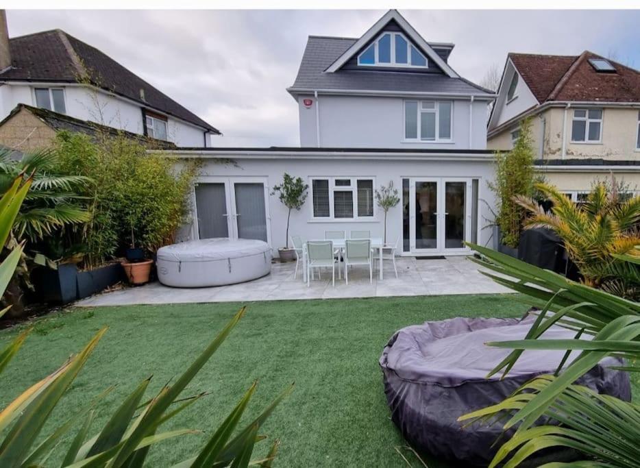 Villa Northbourne House à Ferndown Extérieur photo